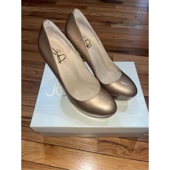 JOAN & DAVID LT TAUP Danicolette Patent Leather Stiletto Pump Shoes Heels Size 1 - Picture 1 of 10